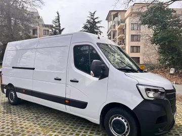Transportör Transportbil hög & lång RENAULT MASTER i Варна Bulgarien